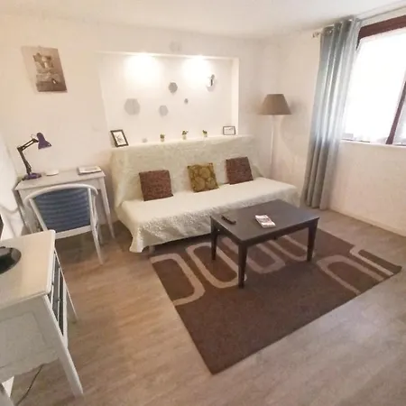 Apartment Franche Valeine *